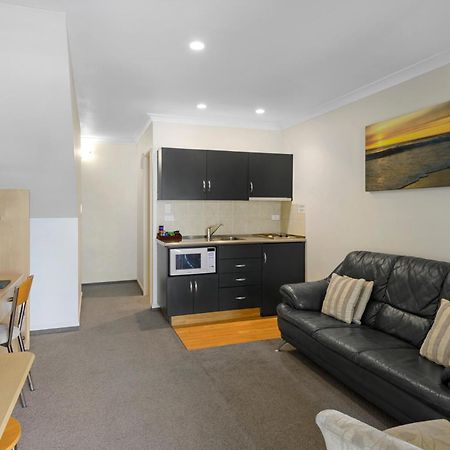 Colombo In The City Christchurch Luaran gambar A typical apartment at the hotel