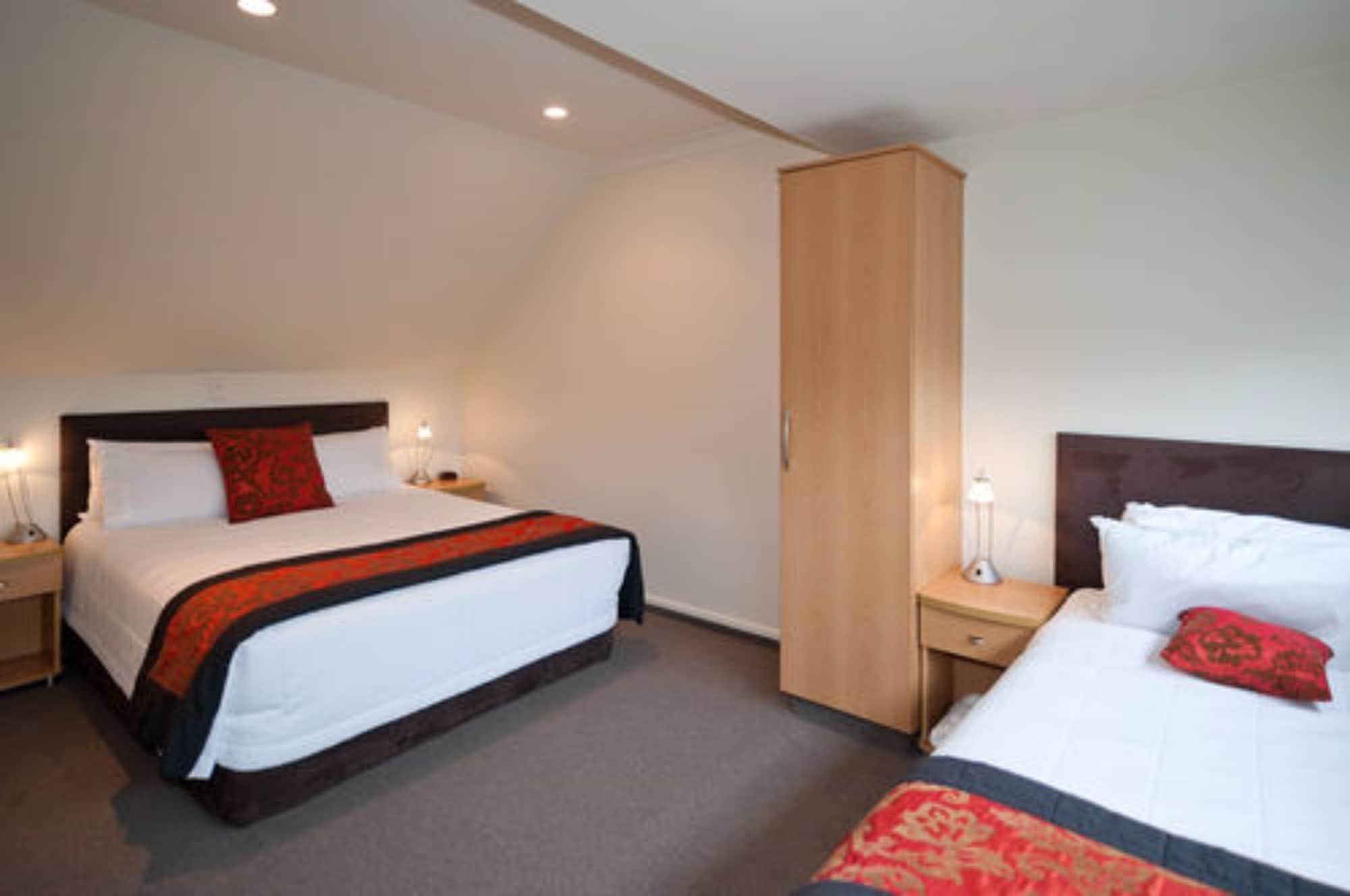 Colombo In The City Christchurch Luaran gambar A typical hotel room