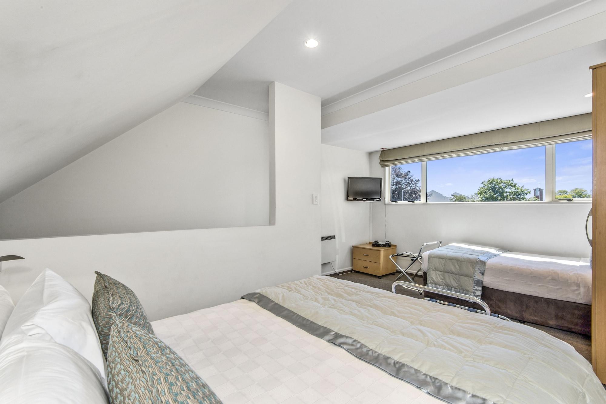 Colombo In The City Christchurch Luaran gambar A room at the hotel
