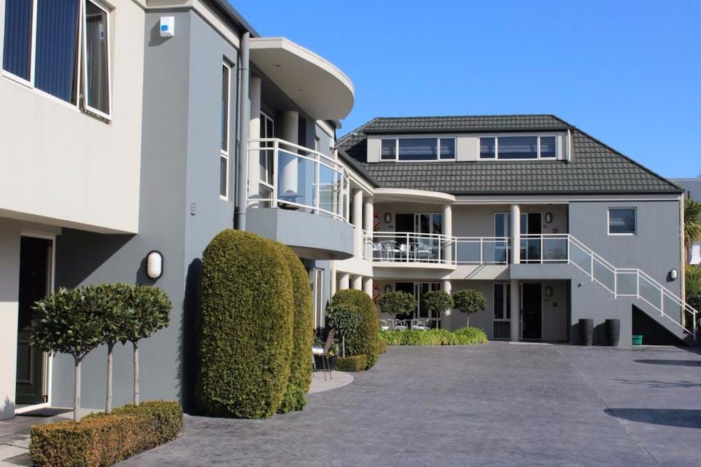 Colombo In The City Christchurch Luaran gambar The school's main building